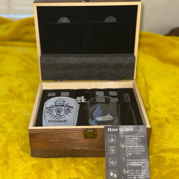 Whiskoff 1918 Whiskey Gift Set w/ Wooden Box Keepsake - Picture 2 of 5